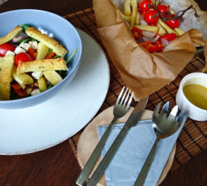 Lees meer over het artikel Salade van gegrilde groenten en feta